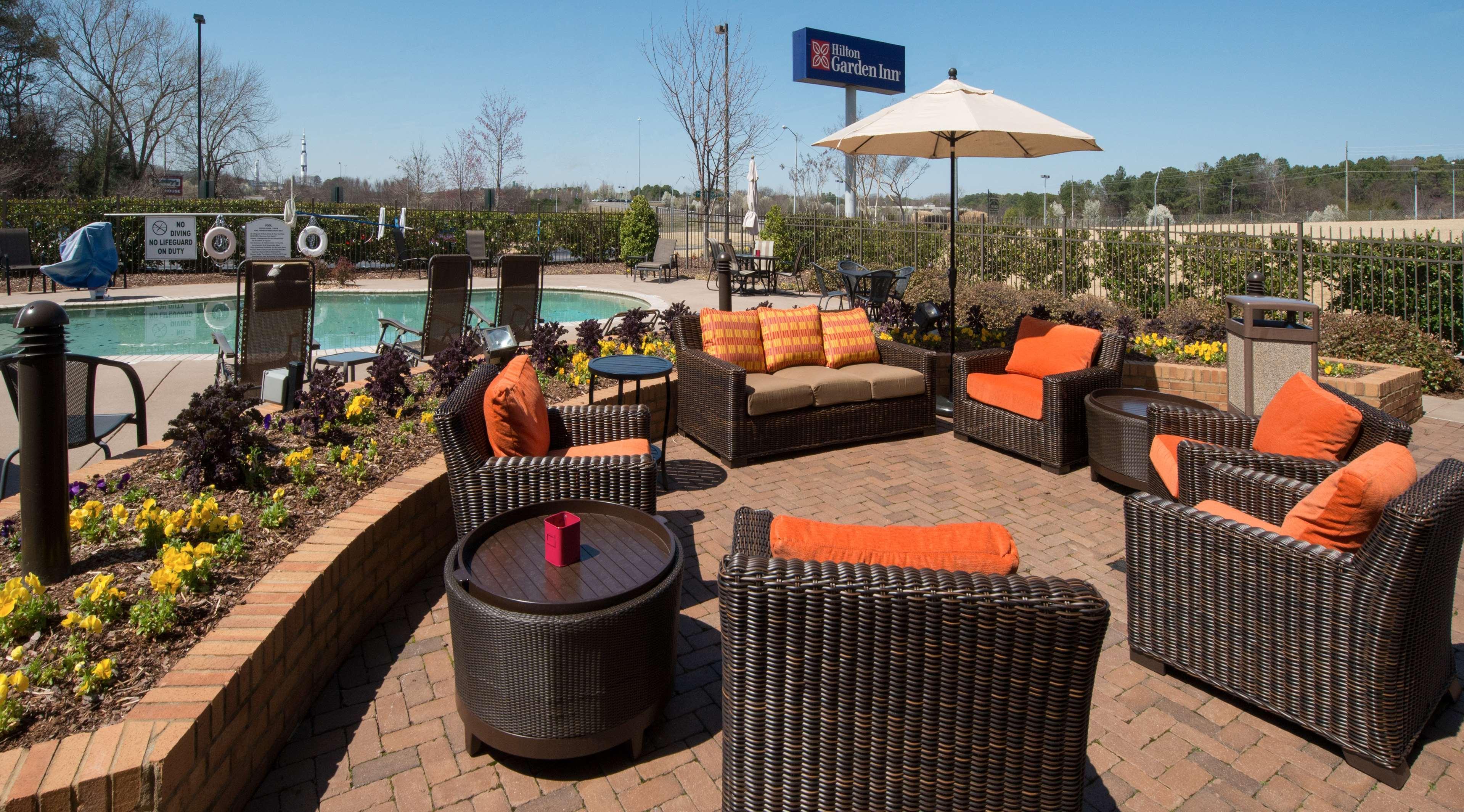 Hilton Garden Inn Huntsville/Space Center Exterior photo