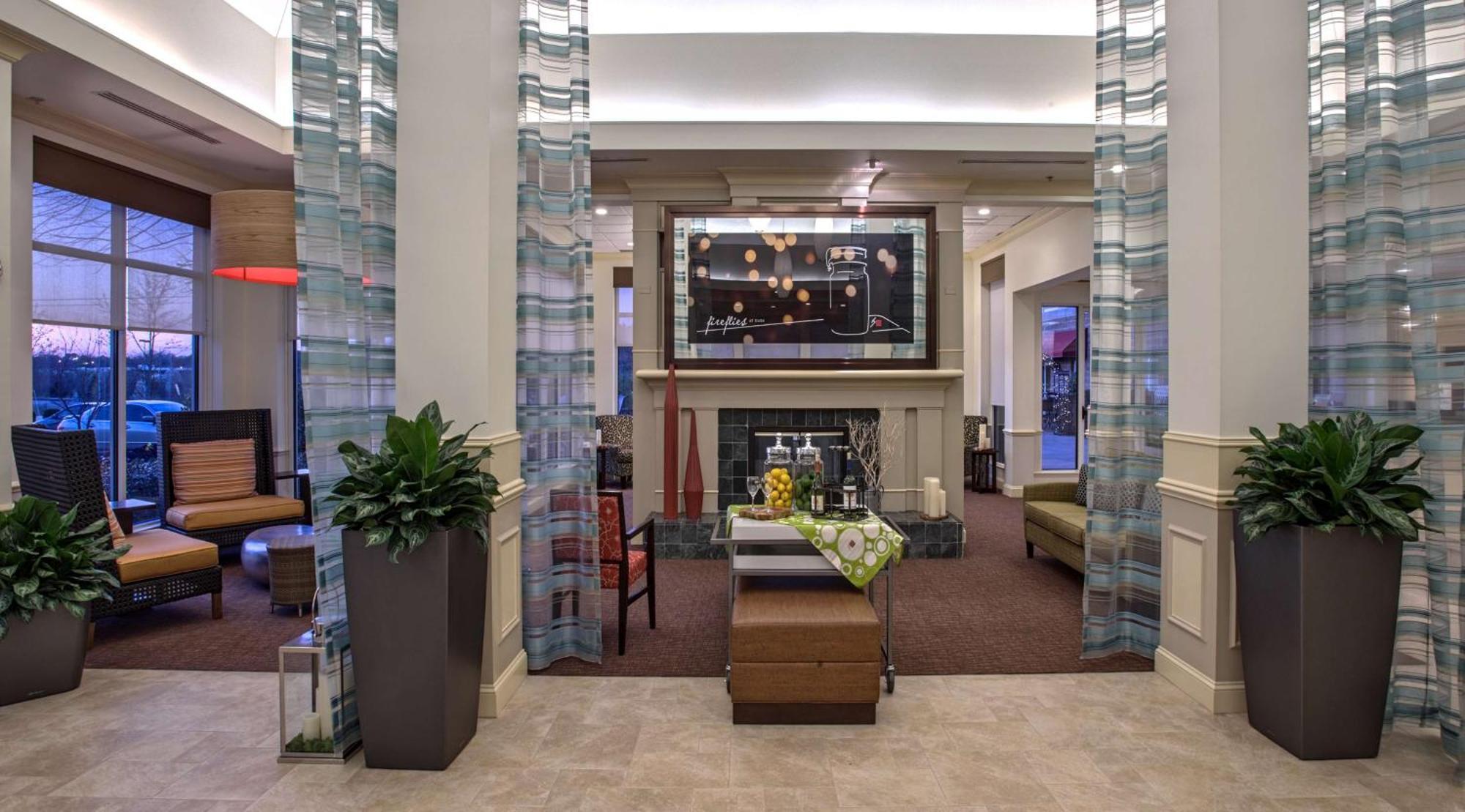 Hilton Garden Inn Huntsville/Space Center Exterior photo